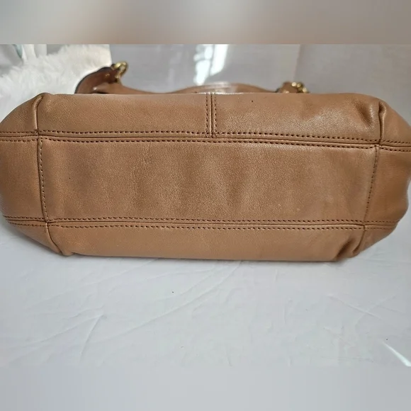 COACH MADISON HIPPIE SHOULDER BAG CAMEL C1381 F20114 - Picture 10 of 10